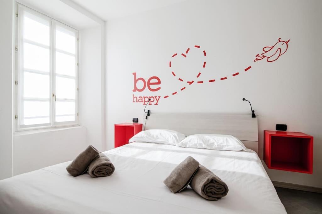 Apartamento Be Happy - The House Of Travelers Como Exterior foto