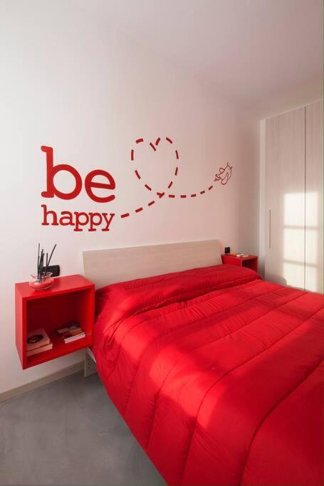 Apartamento Be Happy - The House Of Travelers Como Exterior foto
